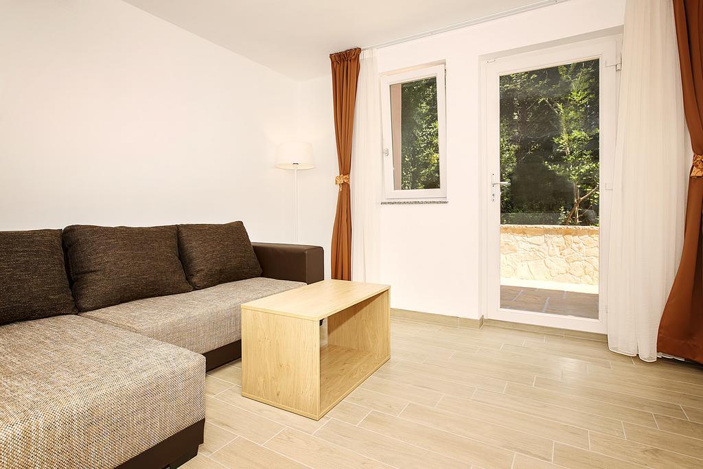 Residence Mediterraneo Baska  Luaran gambar