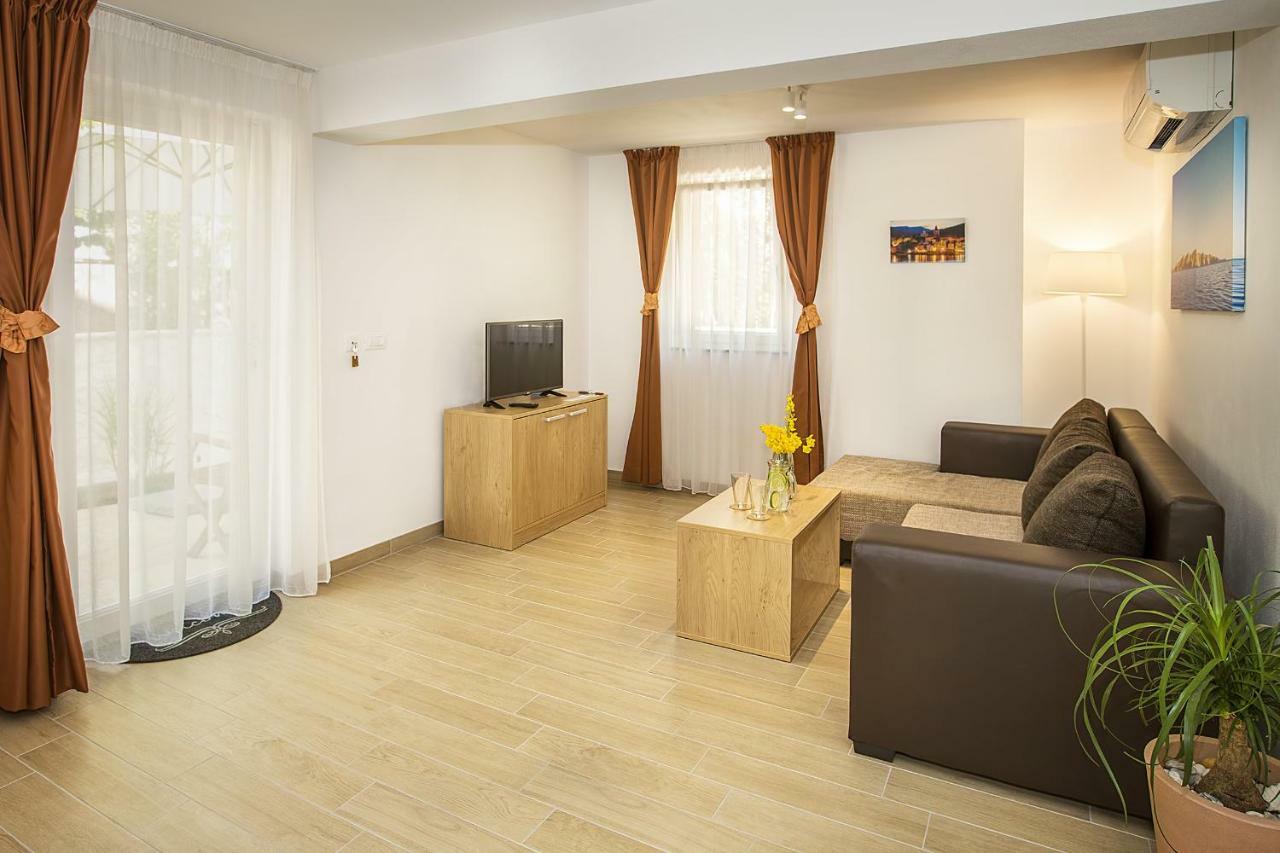Residence Mediterraneo Baska  Luaran gambar