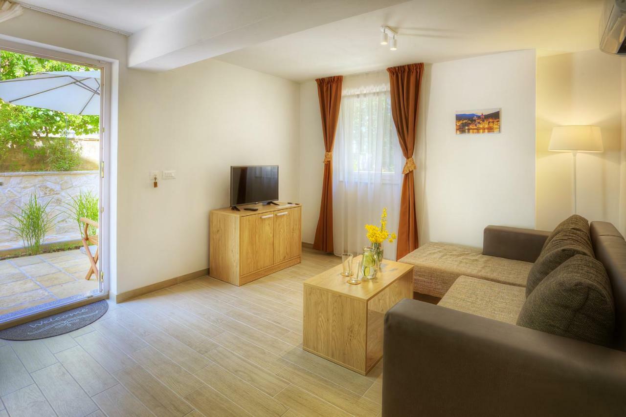 Residence Mediterraneo Baska  Luaran gambar