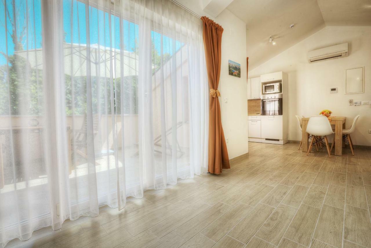 Residence Mediterraneo Baska  Luaran gambar