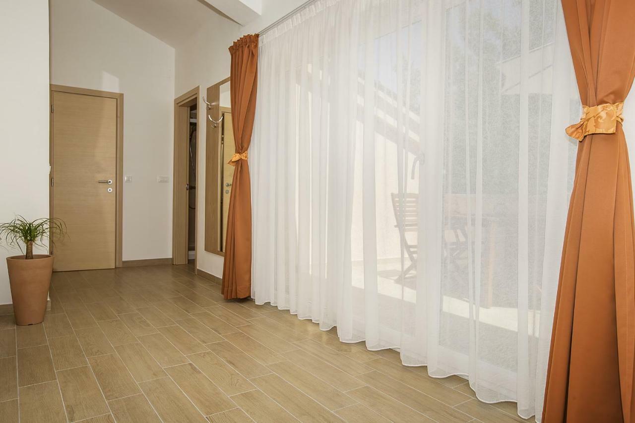 Residence Mediterraneo Baska  Luaran gambar